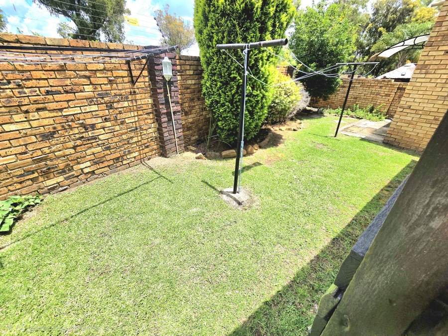 4 Bedroom Property for Sale in Kyalami Hills Gauteng