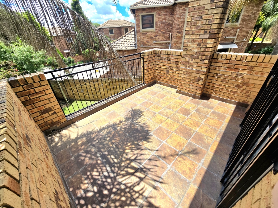 4 Bedroom Property for Sale in Kyalami Hills Gauteng