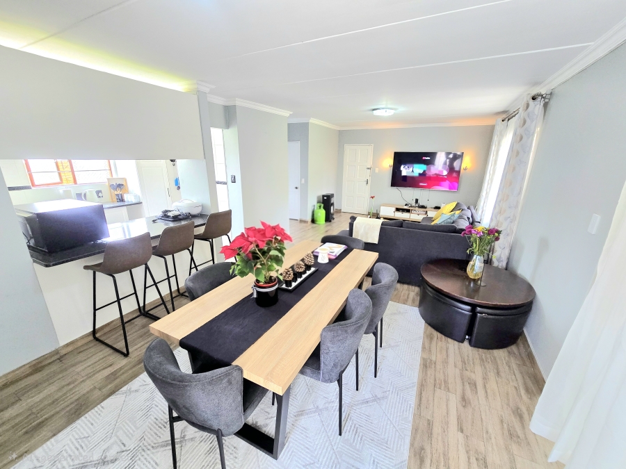 4 Bedroom Property for Sale in Kyalami Hills Gauteng