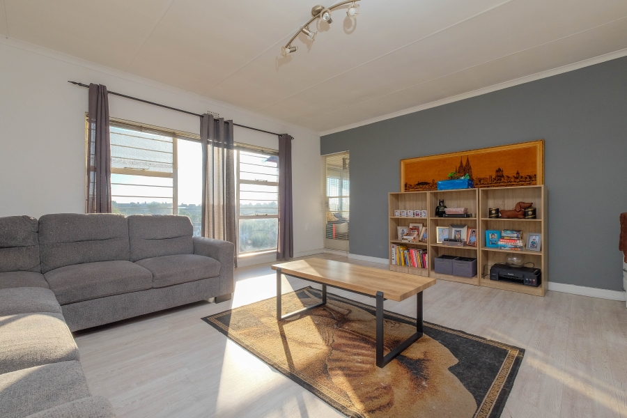 2 Bedroom Property for Sale in Noordheuwel Gauteng