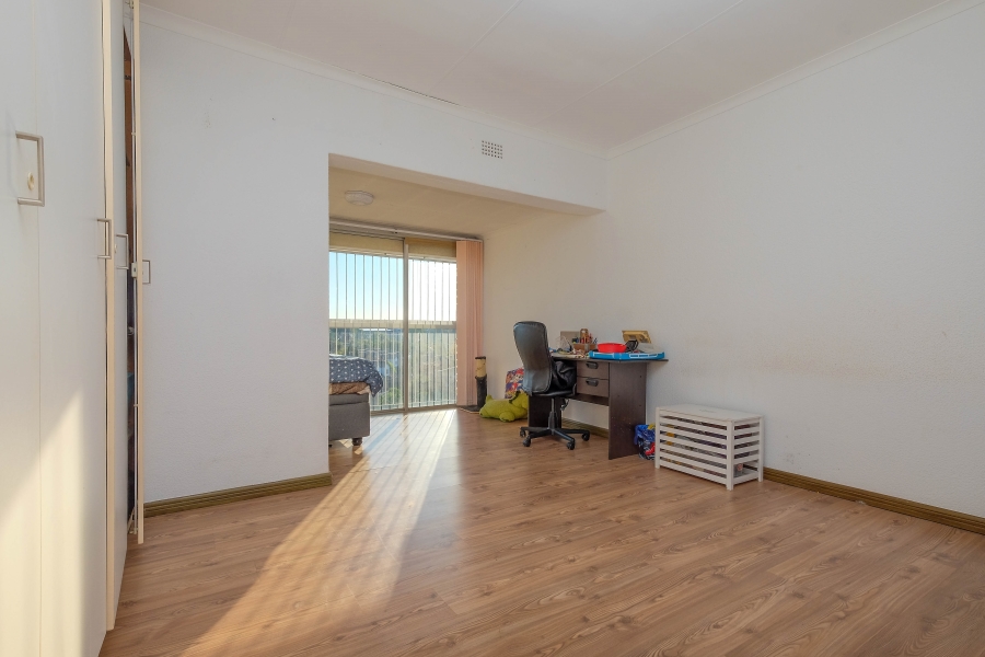 2 Bedroom Property for Sale in Noordheuwel Gauteng