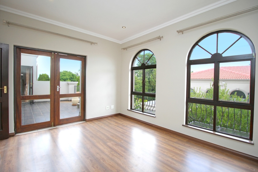 To Let 4 Bedroom Property for Rent in Beverley Gauteng