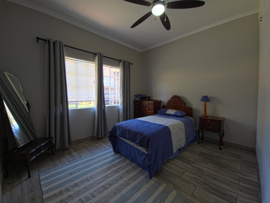 To Let 4 Bedroom Property for Rent in Kameeldrift West Gauteng