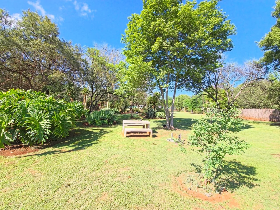 To Let 4 Bedroom Property for Rent in Kameeldrift West Gauteng