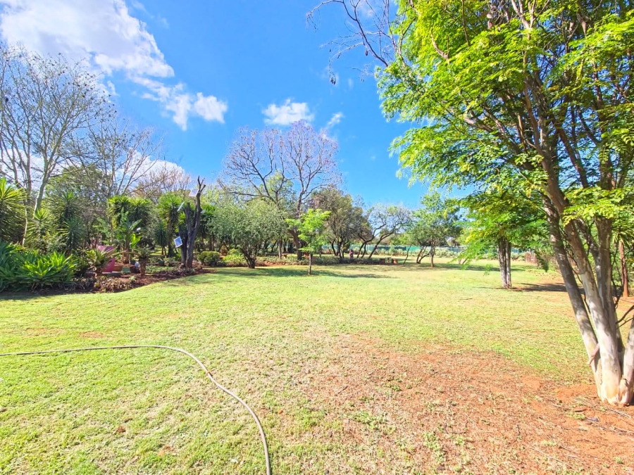 To Let 4 Bedroom Property for Rent in Kameeldrift West Gauteng