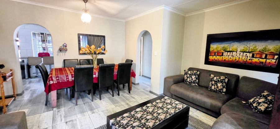 3 Bedroom Property for Sale in Magalieskruin Gauteng