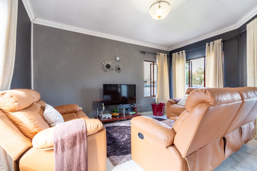 3 Bedroom Property for Sale in Willow Acres Gauteng