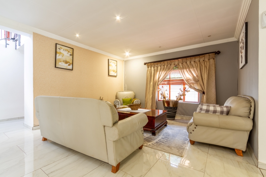 3 Bedroom Property for Sale in Willow Acres Gauteng