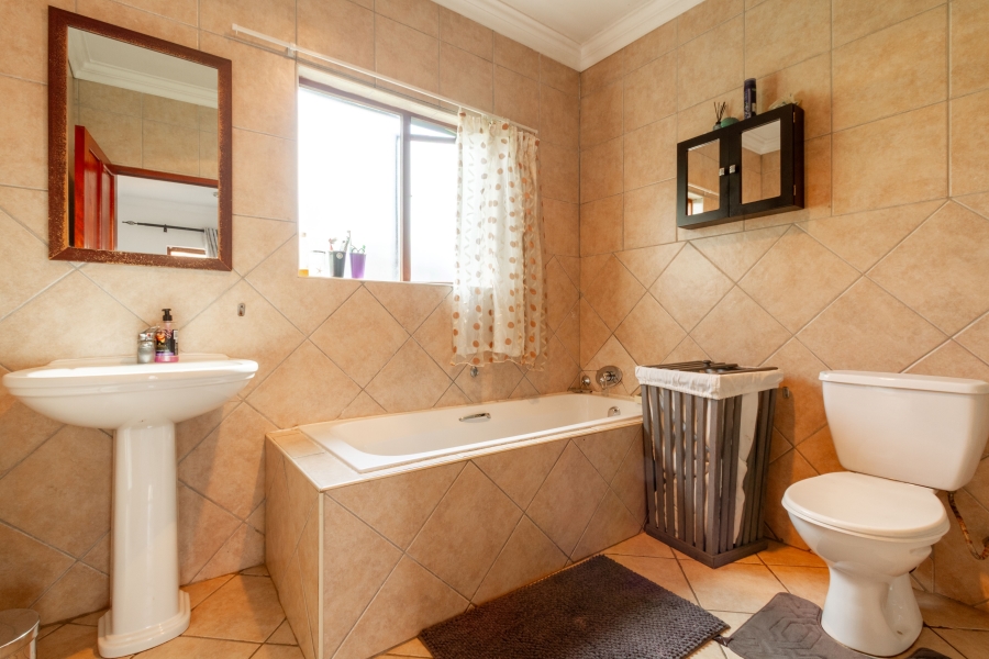 3 Bedroom Property for Sale in Willow Acres Gauteng