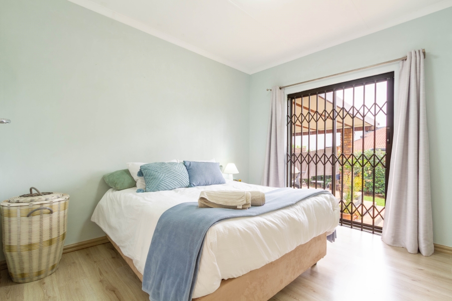 4 Bedroom Property for Sale in Garsfontein Gauteng