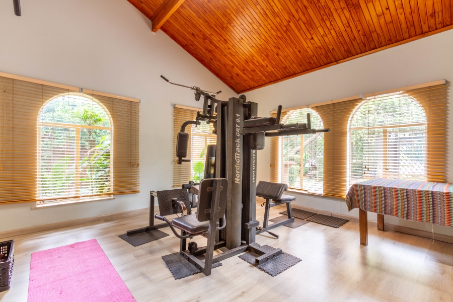 4 Bedroom Property for Sale in Garsfontein Gauteng