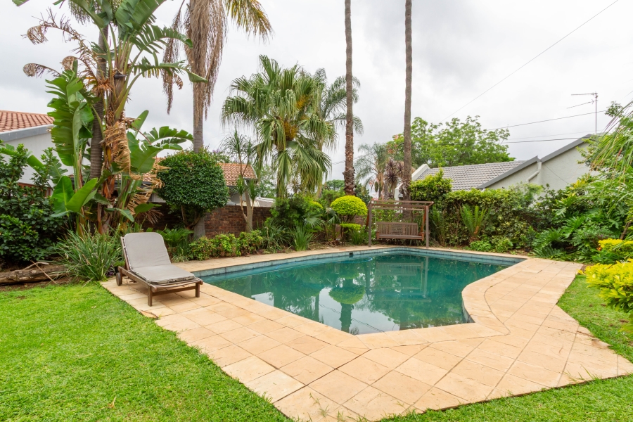 4 Bedroom Property for Sale in Garsfontein Gauteng