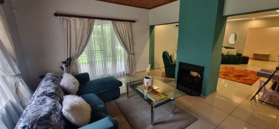 4 Bedroom Property for Sale in Queenswood Gauteng