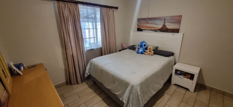 4 Bedroom Property for Sale in Queenswood Gauteng