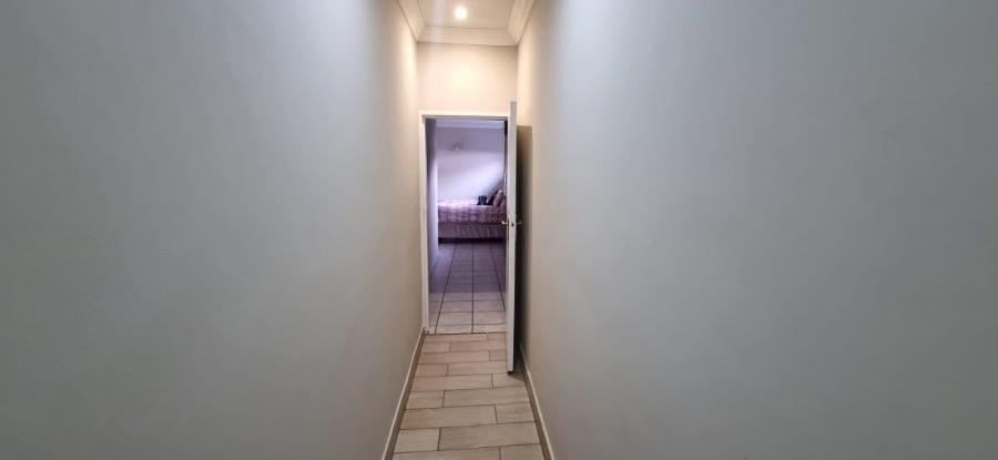 4 Bedroom Property for Sale in Queenswood Gauteng