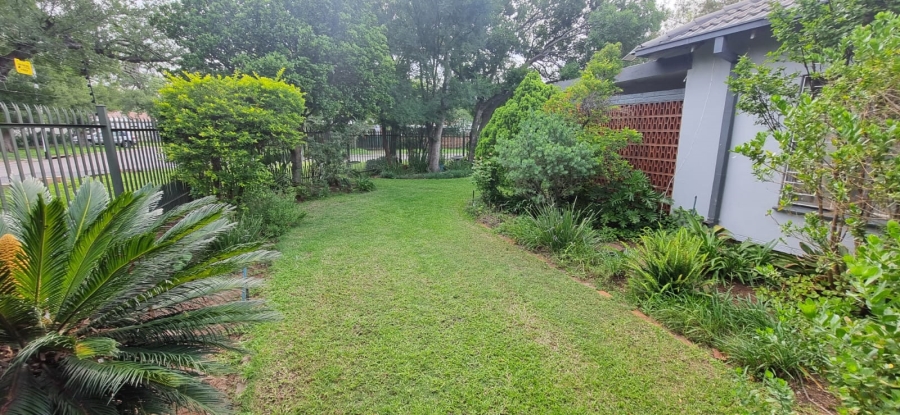 4 Bedroom Property for Sale in Queenswood Gauteng