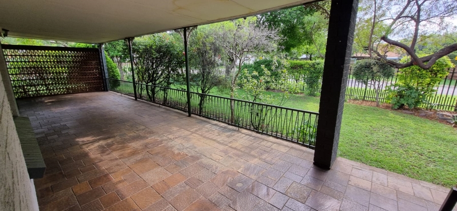 4 Bedroom Property for Sale in Queenswood Gauteng