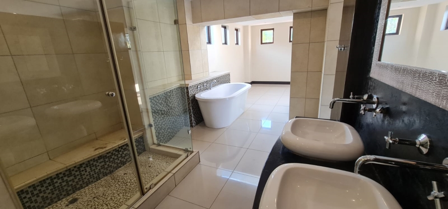 4 Bedroom Property for Sale in Willow Acres Gauteng
