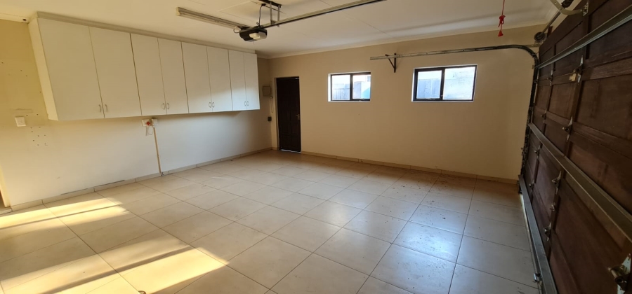 4 Bedroom Property for Sale in Willow Acres Gauteng