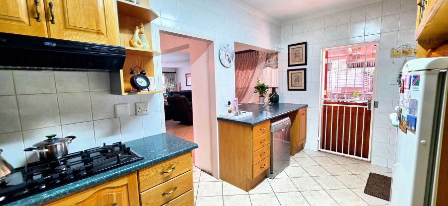 3 Bedroom Property for Sale in Magalieskruin Gauteng