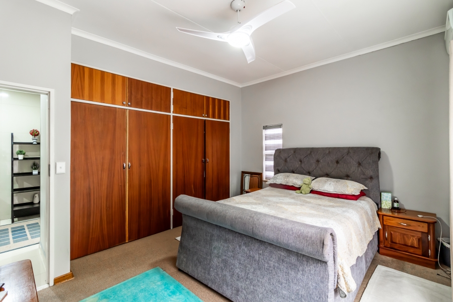 5 Bedroom Property for Sale in Rietfontein Gauteng