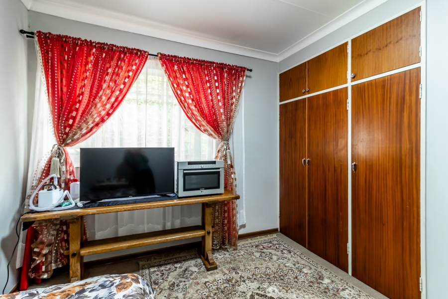 5 Bedroom Property for Sale in Rietfontein Gauteng