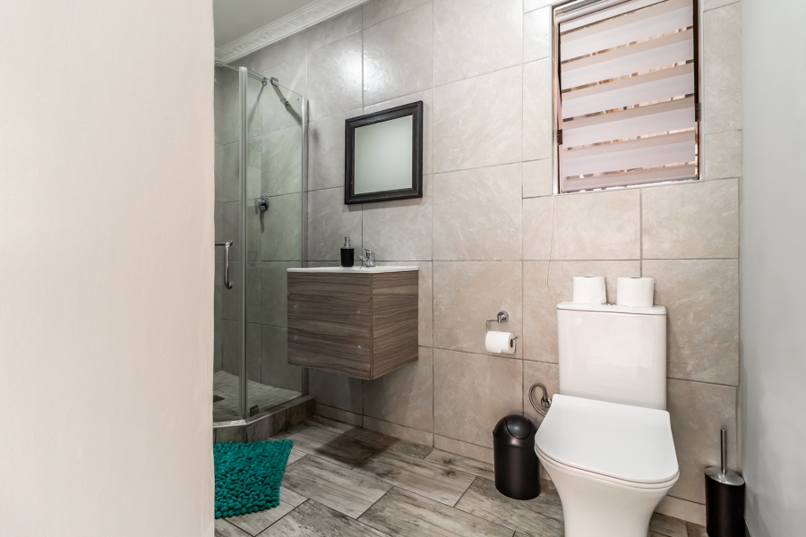 5 Bedroom Property for Sale in Rietfontein Gauteng