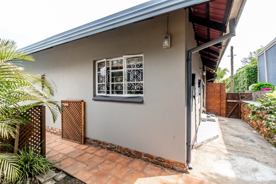5 Bedroom Property for Sale in Rietfontein Gauteng