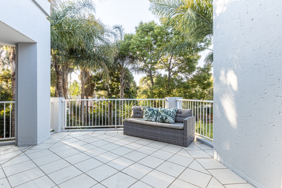 4 Bedroom Property for Sale in Silver Lakes Golf Estate Gauteng