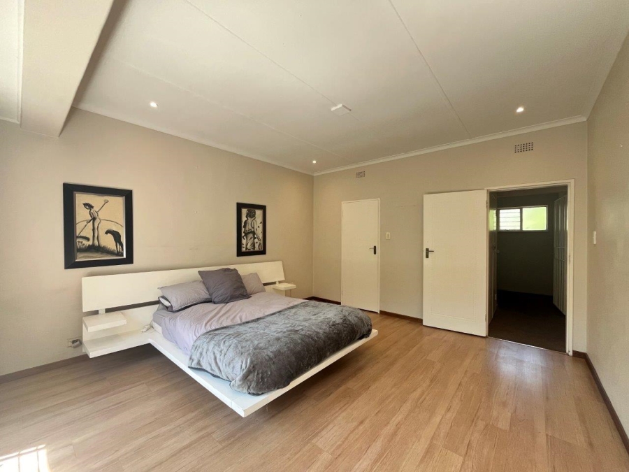 To Let 2 Bedroom Property for Rent in Sandown Gauteng