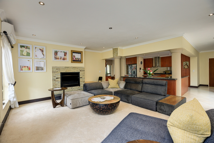 To Let 7 Bedroom Property for Rent in Dainfern Golf Estate Gauteng