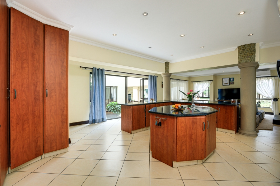 To Let 7 Bedroom Property for Rent in Dainfern Golf Estate Gauteng