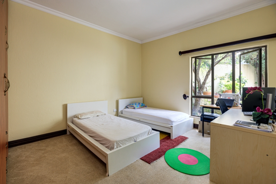 To Let 7 Bedroom Property for Rent in Dainfern Golf Estate Gauteng