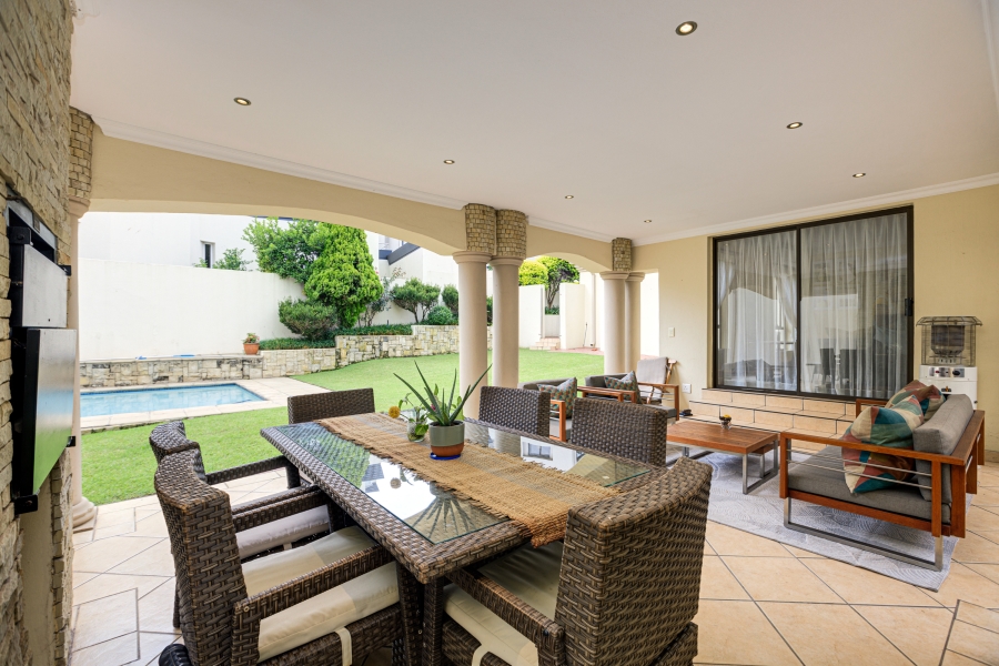 To Let 7 Bedroom Property for Rent in Dainfern Golf Estate Gauteng