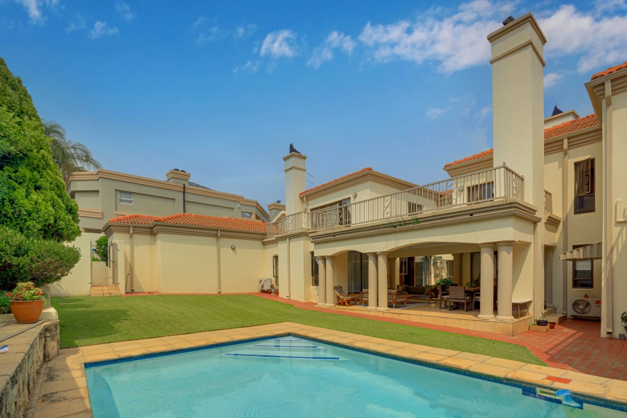 To Let 7 Bedroom Property for Rent in Dainfern Golf Estate Gauteng