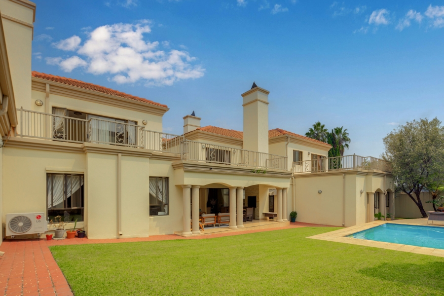To Let 7 Bedroom Property for Rent in Dainfern Golf Estate Gauteng