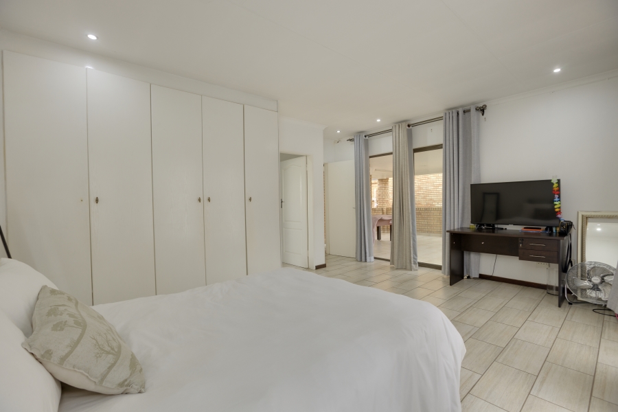 3 Bedroom Property for Sale in North Riding Gauteng