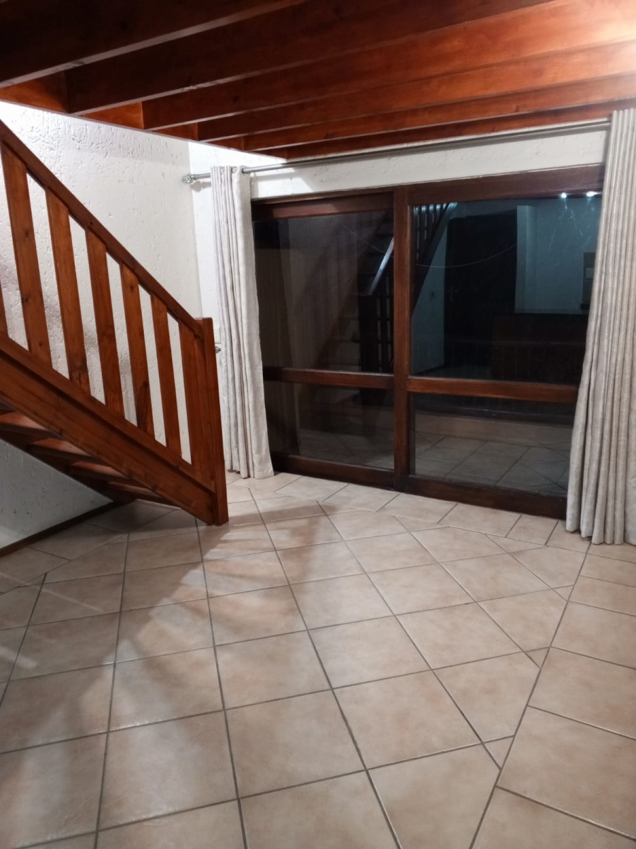 To Let 1 Bedroom Property for Rent in Lonehill Gauteng