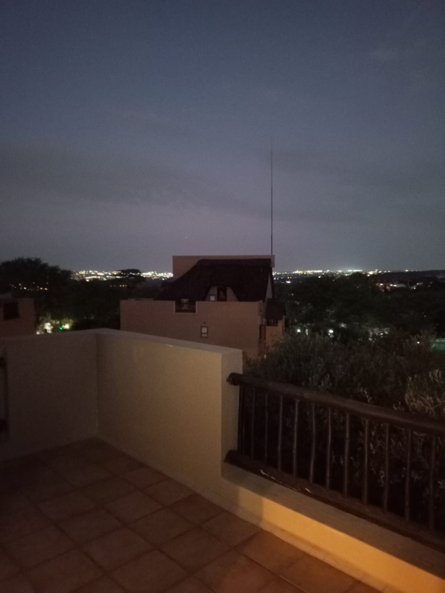 To Let 1 Bedroom Property for Rent in Lonehill Gauteng