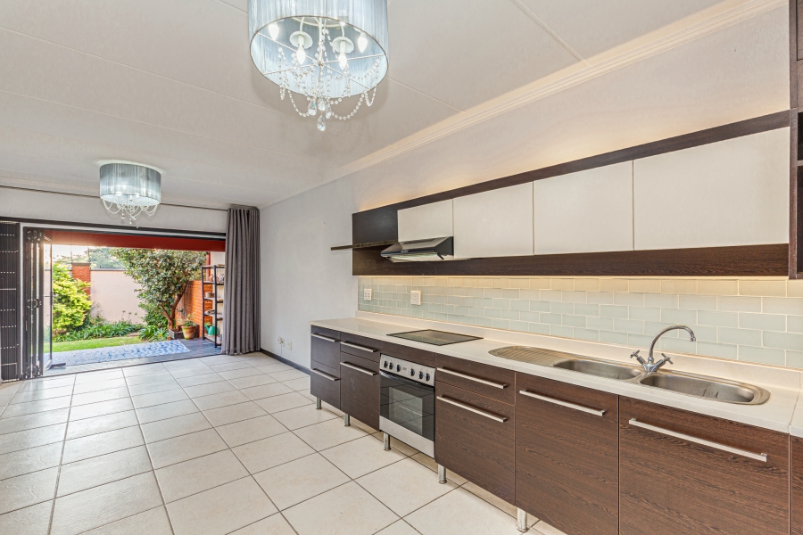 2 Bedroom Property for Sale in Douglasdale Gauteng