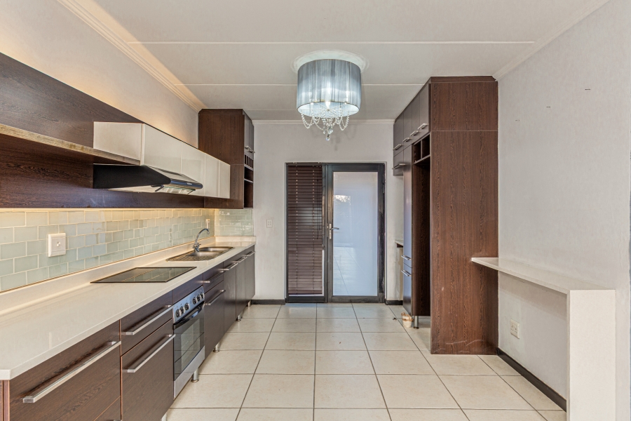 2 Bedroom Property for Sale in Douglasdale Gauteng