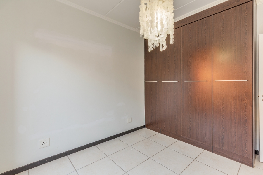2 Bedroom Property for Sale in Douglasdale Gauteng