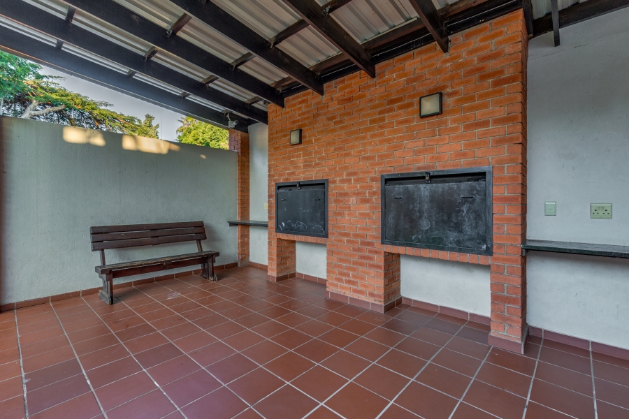 2 Bedroom Property for Sale in Douglasdale Gauteng