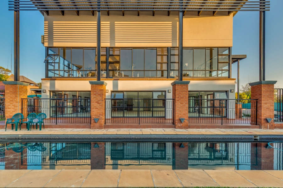2 Bedroom Property for Sale in Douglasdale Gauteng