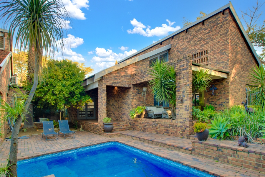 To Let 3 Bedroom Property for Rent in Fourways Gauteng