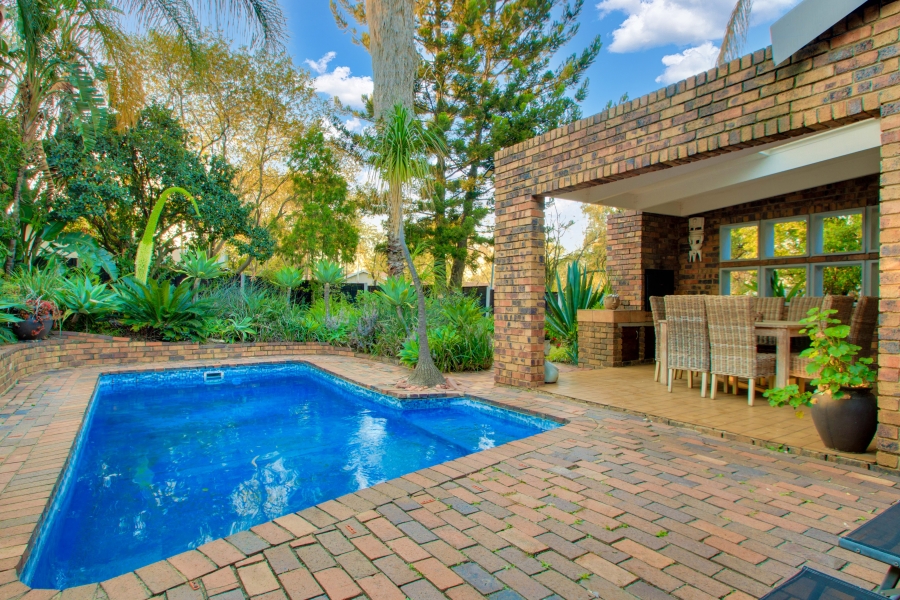 To Let 3 Bedroom Property for Rent in Fourways Gauteng