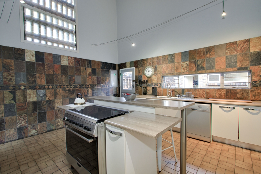 To Let 3 Bedroom Property for Rent in Fourways Gauteng