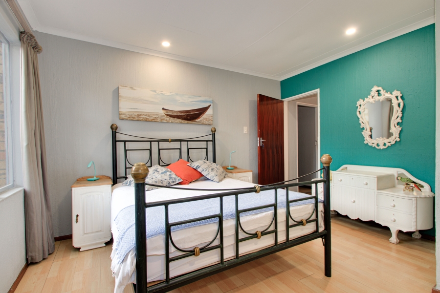 To Let 3 Bedroom Property for Rent in Fourways Gauteng