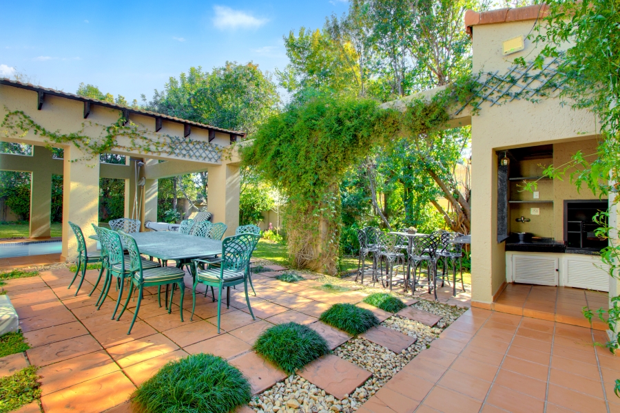 To Let 4 Bedroom Property for Rent in Dainfern Golf Estate Gauteng