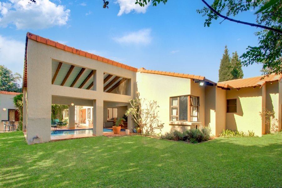 To Let 4 Bedroom Property for Rent in Dainfern Golf Estate Gauteng